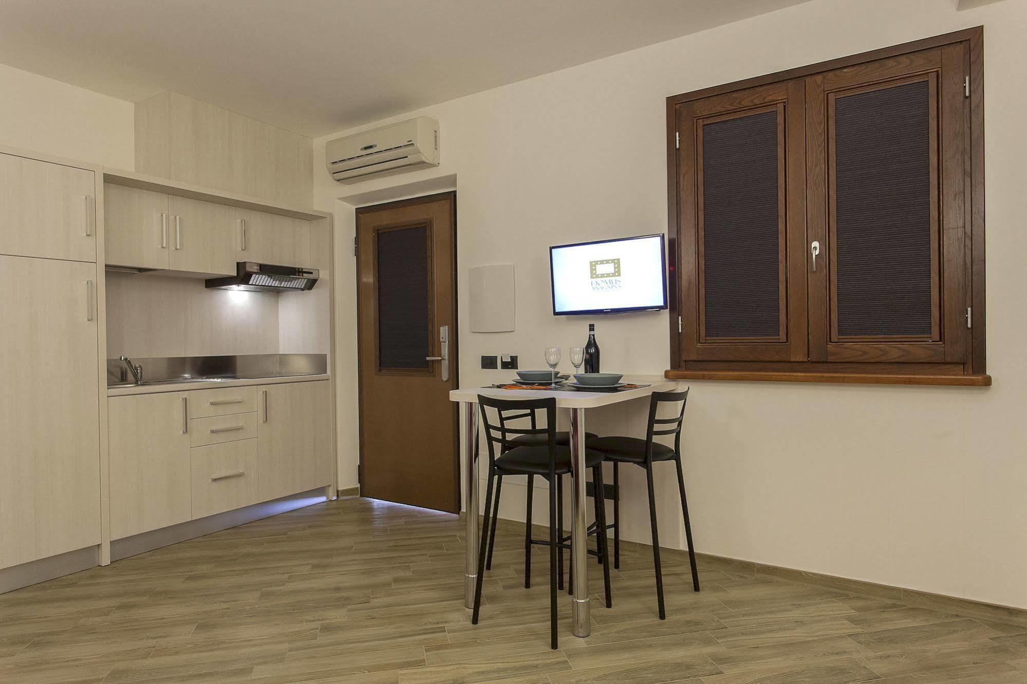 Domus Anagnina Villa ชัมปีโน ภายนอก รูปภาพ